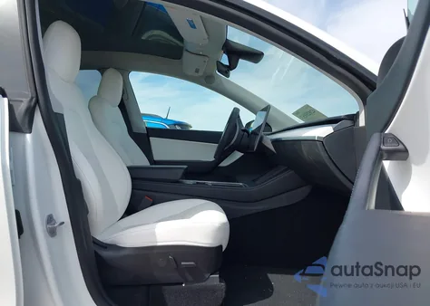 2021 Tesla Model Y Performance Dual Motor All-Wheel Drive from USA, damaged, VIN 5YJYGDEF7MF277769